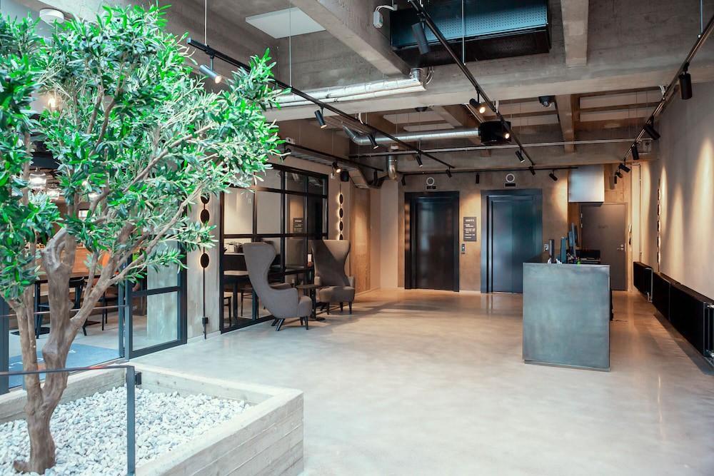 Unity Tampere - A Studio Hotel Exterior photo